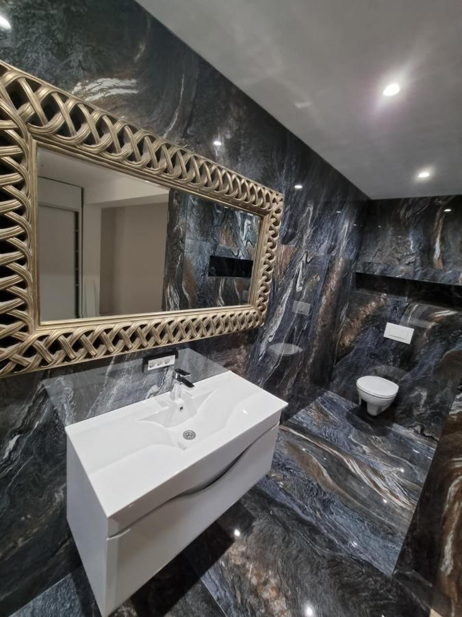 Sky Apartmani & Spa ليسكوفاك المظهر الخارجي الصورة