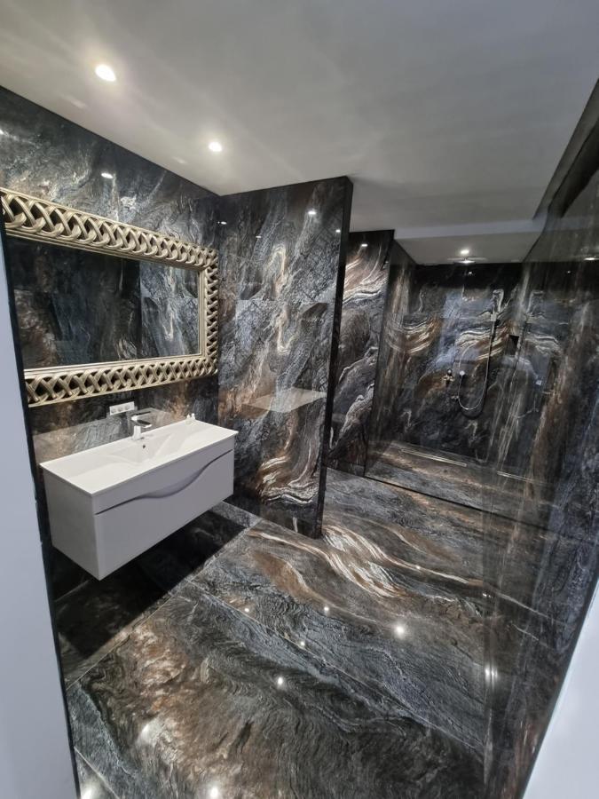 Sky Apartmani & Spa ليسكوفاك المظهر الخارجي الصورة