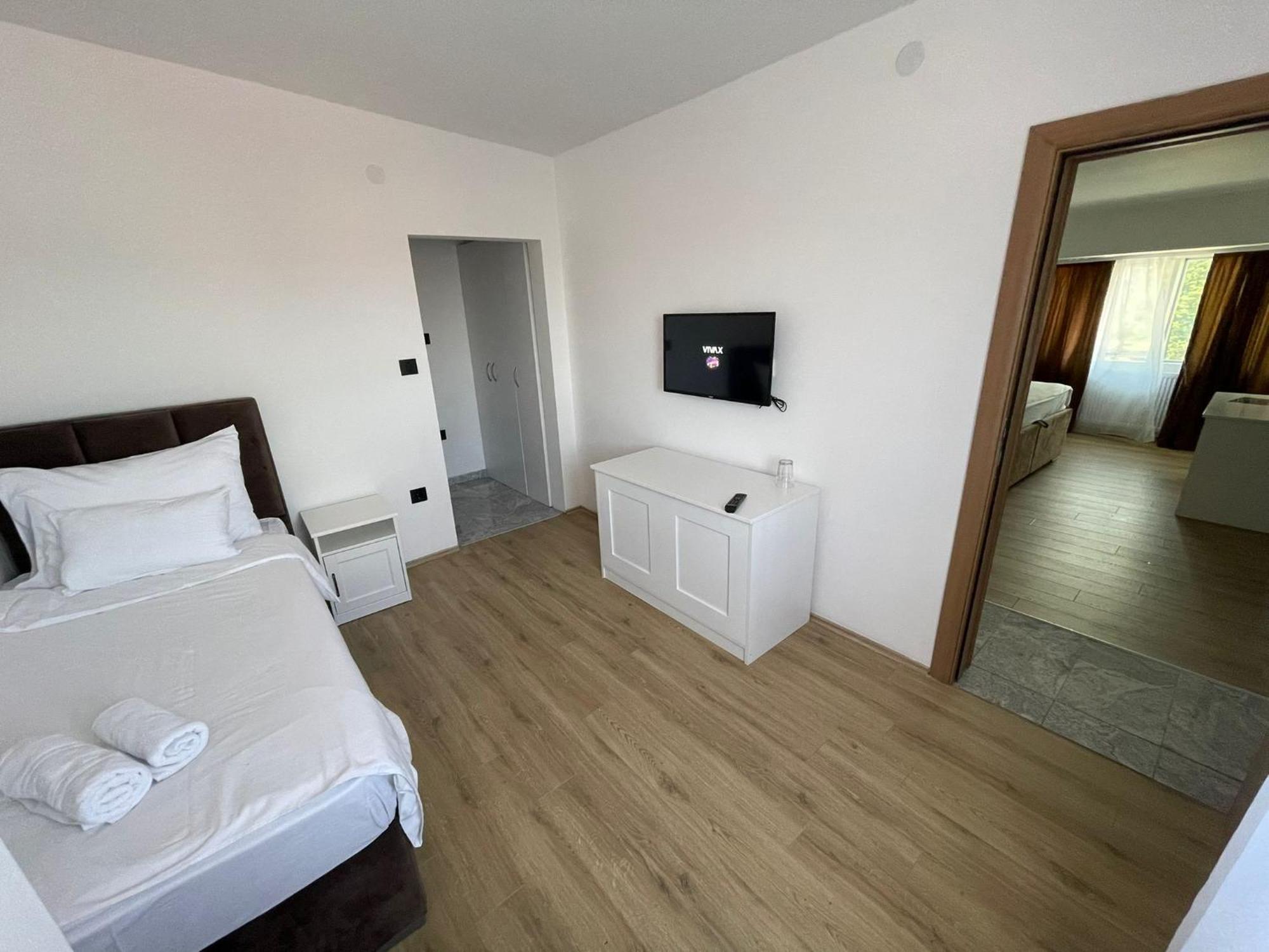 Sky Apartmani & Spa ليسكوفاك الغرفة الصورة